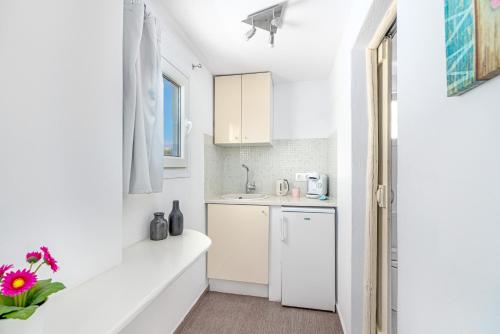 Apartment with Sea View image 4