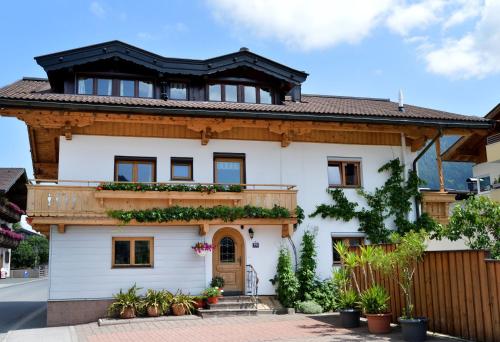 Haus Tiefenbacher in 6364 Brixen im Thale