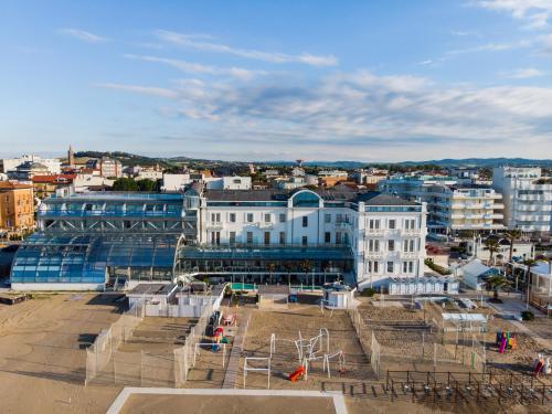 Kursaal Hotel - image 9