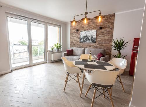 B&W Luxurious Apartment in the center of Wroclaw, Вроцлав (фото 11)