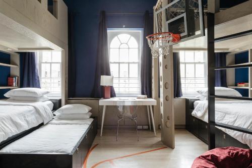 Park Avenue Mansion by onefinestay