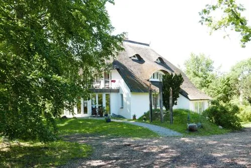 Alte Weberei Ahrenshoop - Ort der Erholung in Ahrenshoop, Deutschland