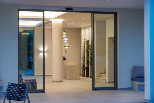 Tsamis Zante Suites - image 4