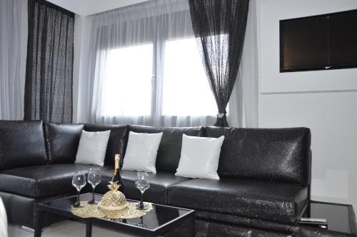  S. Luxury Princess Suite in Nea Kallikratia