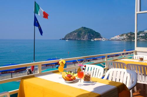 Hotel Vittorio Beach Resort - image 6