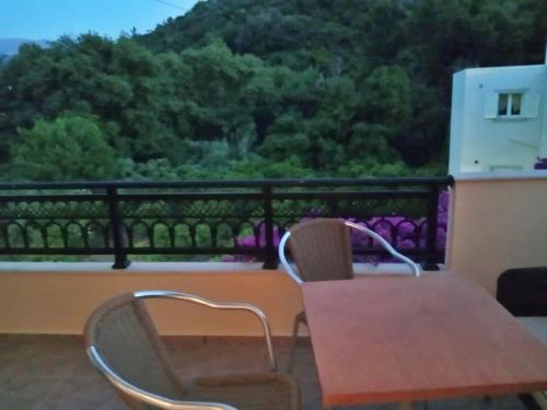  Sunshine Greco Fodele - TRP Room in Fodele