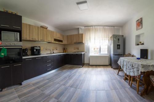 Iekārtas, Casa Marya in Baia De Fier