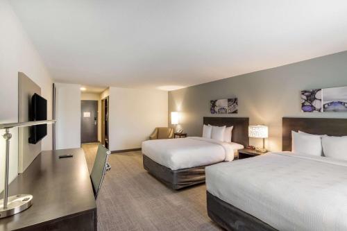 MainStay Suites Logan Ohio-Hocking Hills - image 6