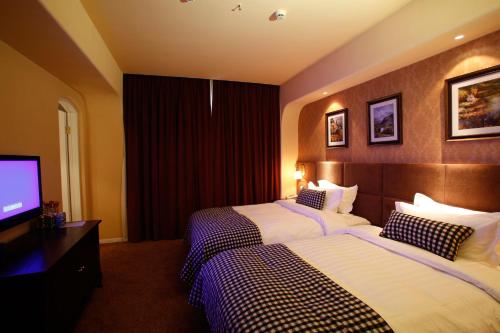 Aoting Garden Hotel – Chengdu, IL