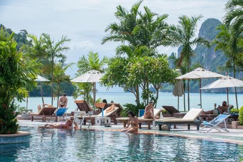 Phi Phi Island Cabana Hotel