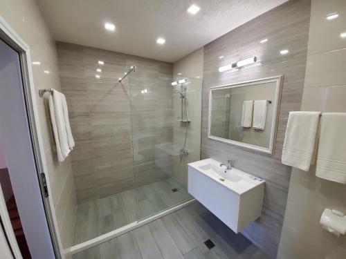 Hotel Galant - image 8