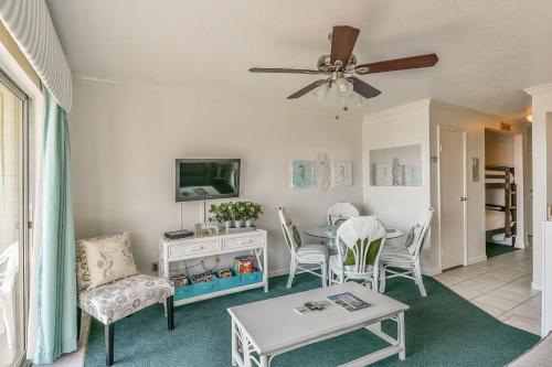 Newly Remodeled Beachfront Condo - image 6