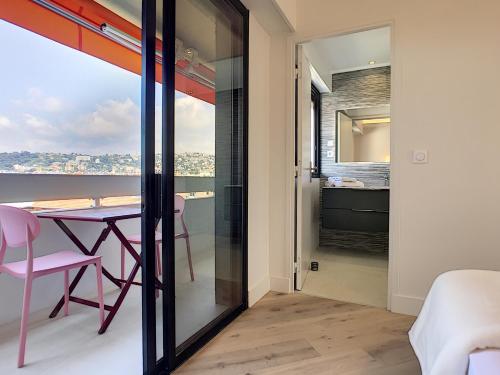 Nestor&Jeeves - SKY LIGHT TERRACE - Hyper center - By sea - Top floor - image 7
