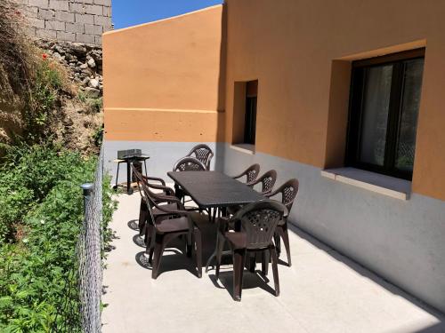  Apartamentos Turisticos Puente la Yedra in Navarrevisca