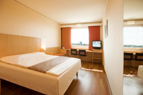 Ibis Wien Messe - image 5