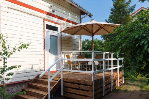 Apartment with Terrace image 8
