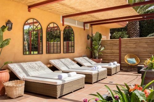 حديقة, Luna Club Hotel Yoga & Spa 4Sup in Santa Susana