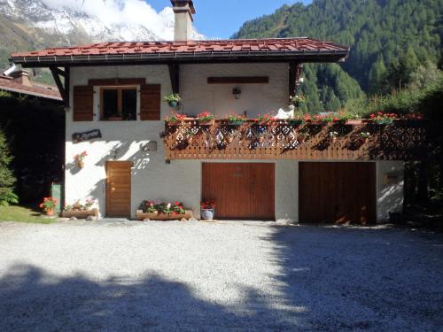 Chalets Pyrene Mont-Blanc