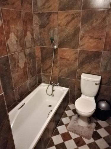 Bathroom, Edenville Guesthouse in Lichtenburg