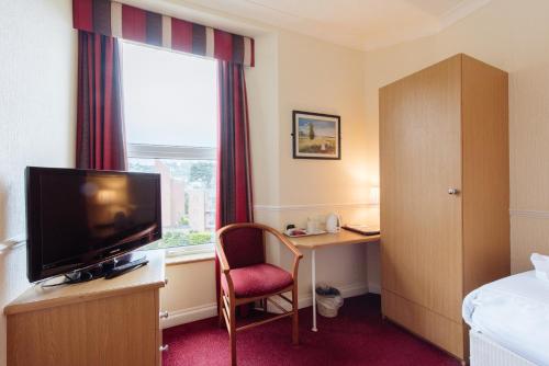Standard Single Room image 2