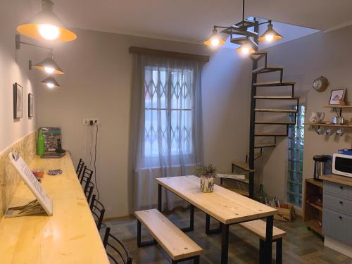 מטבח, Hostel 47 in בתומי