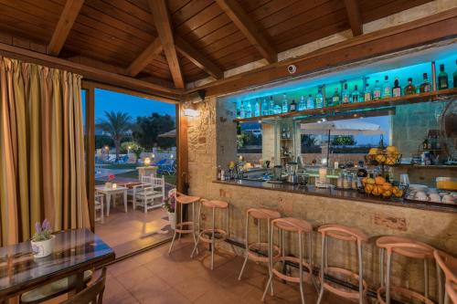 Danelis Studios & Apartments - image 10