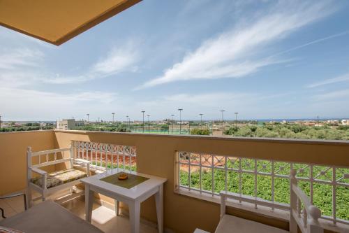 Danelis Studios & Apartments, Malia (photo 7)