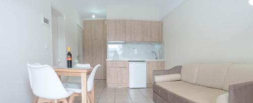 Pinelopi Hotel - image 12