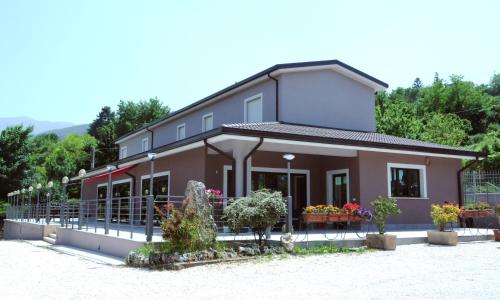  LA CASCINA DEL VIAGGIATORE, Pension in Pianola bei San Panfilo dʼOcre