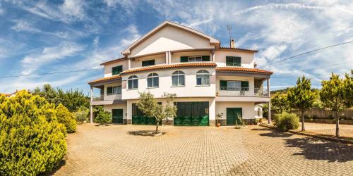  Casa do Luzio in Macedo de Cavaleiros