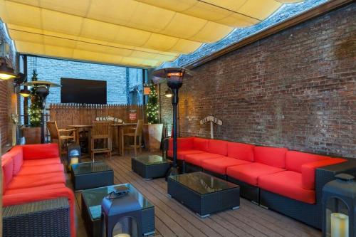 편의 시설/서비스, 피츠패트릭 그랜드 센트럴 (Fitzpatrick Grand Central) in 미드타운 이스트