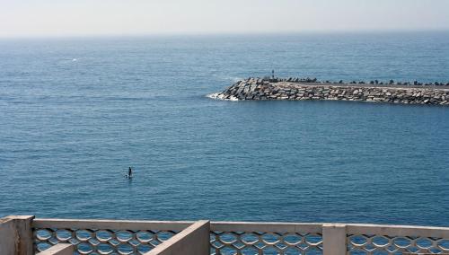 Oceanfront Apartment right in the Center