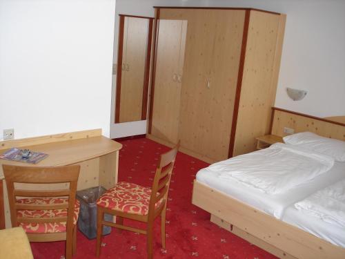 Hotel Hubertus - main image