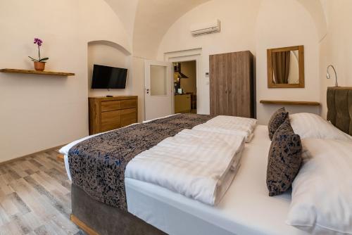 Historic Centre Aparthotel X - image 12