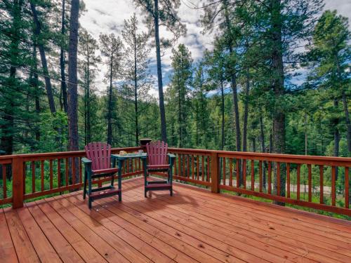 B&B Ruidoso - Schaffer Scherenity, 1 Bedroom, Hot Tub, Fenced Yard, Pets, Sleeps 2 - Bed and Breakfast Ruidoso