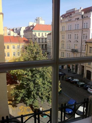 Spacious elegance in the heart of Old Town, Прага (фото 7)