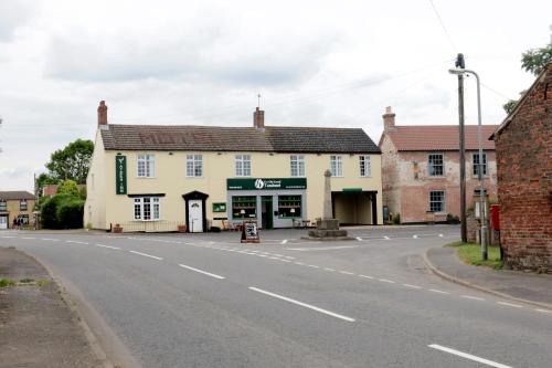 ATZ&H INN - image 6