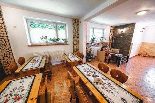 Hostel & Apartments u Florka 2 in Bystre