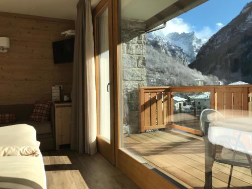 Skats, Hotel Le Cime in Val Masino
