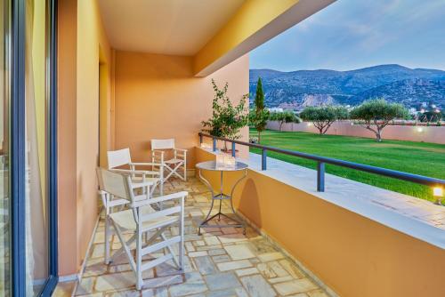 Golden Bay Hotel Apartments - image 6