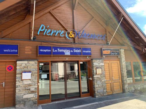 Val Thorens Temple of the Sun - ski in, ski out