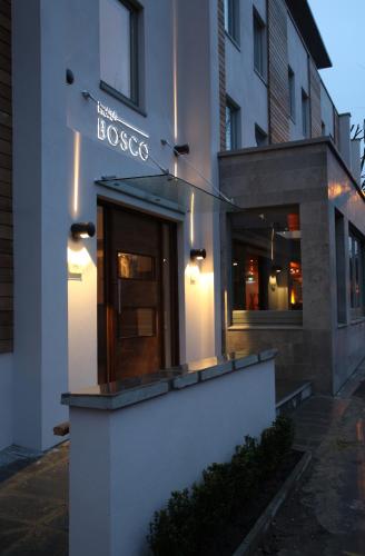 Entrada, Hotel Bosco in Kingston upon Thames