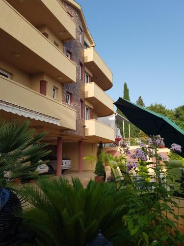 Villa Jupok 2 - image 2