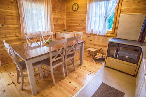 Létesítmények, Guest house Mickovic in Uskoci