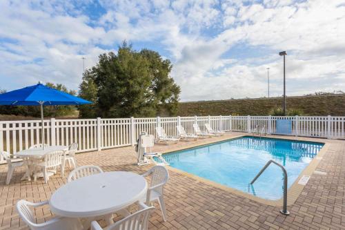 Equipements, Microtel Inn & Suites by Wyndham Brooksville in Brooksville (FL)