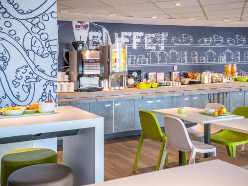 Restaurant, ibis budget Nice Californie Lenval in Fabron