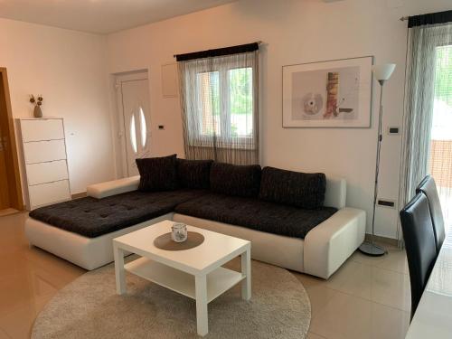 Apartment Leonardo - image 4