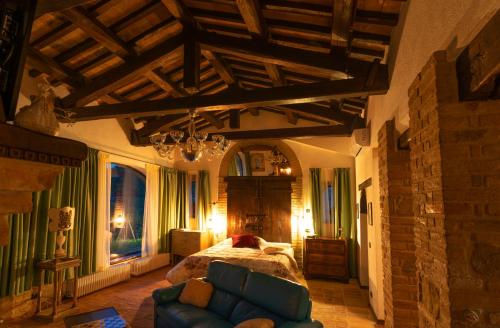 King Room with Spa Bath