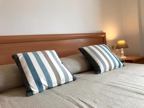 Lets Holidays Heart of Tossa Apartment - image 11