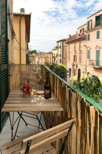  Montecavallo Apartment in 1037 Ronciglione